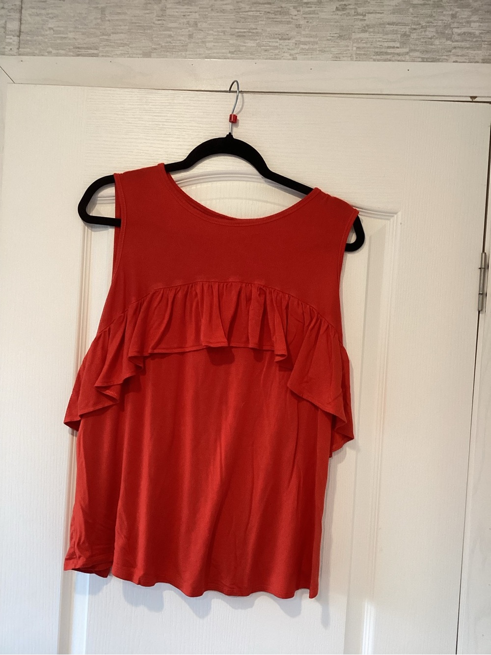 Cato Red Sleeveless Ruffle Front Top 22/24W EUC
